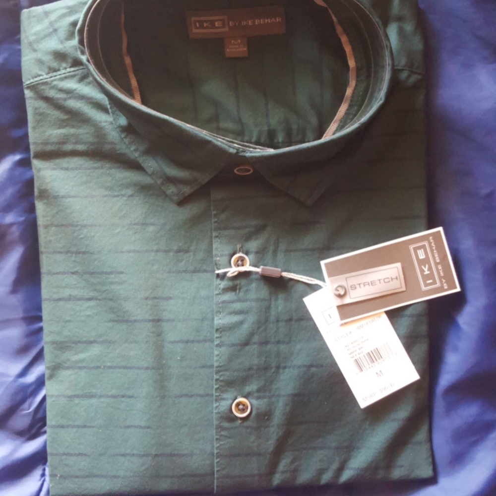 Long sleeve dress shirt